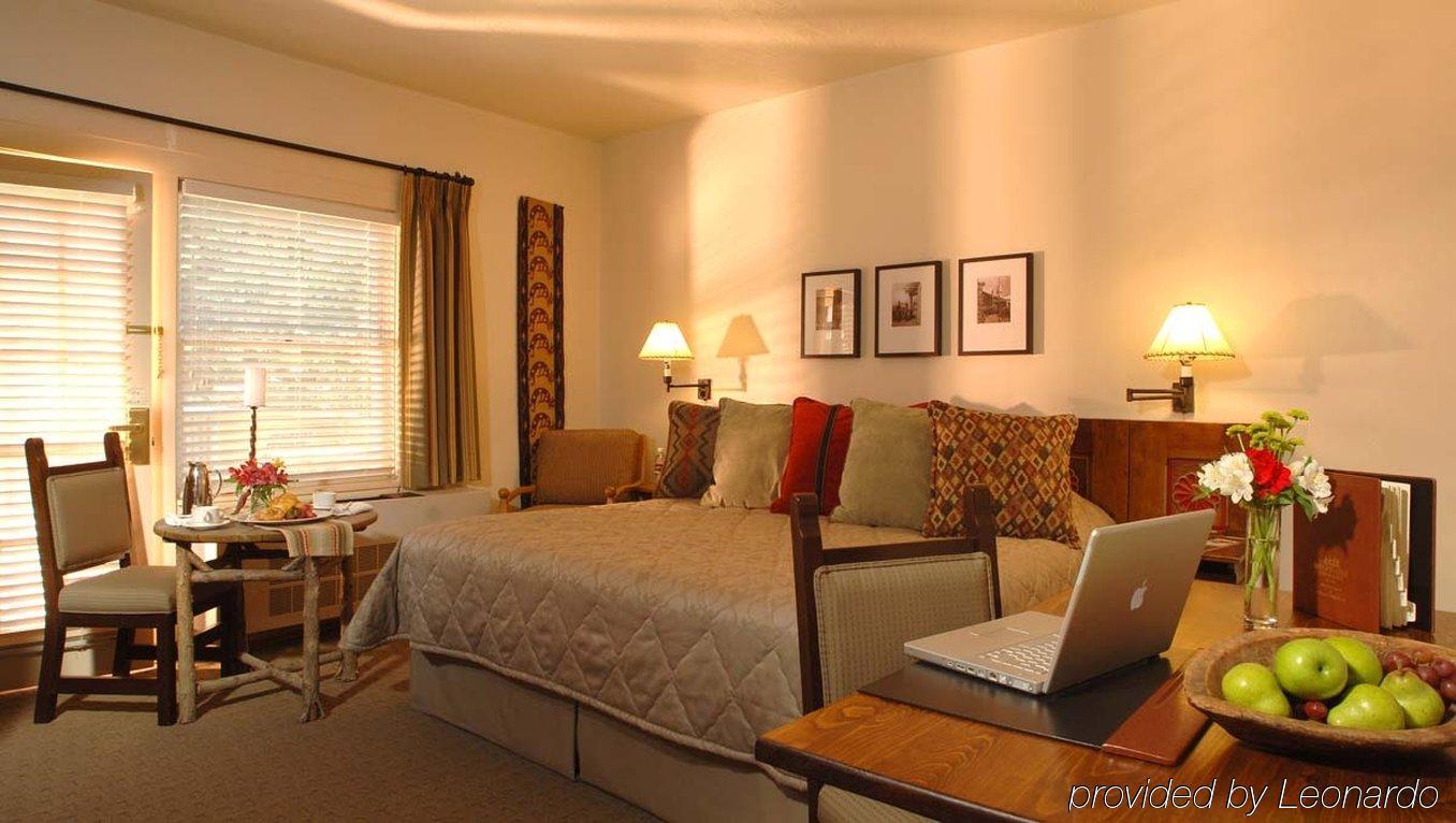 The Bishops Lodge Ranch Resort And Spa Rancho Encantado Room photo